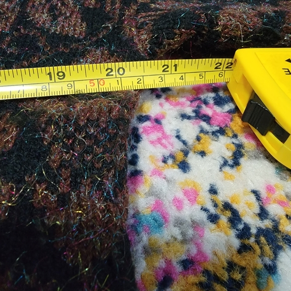 Cardigan - Picture 8 of 9